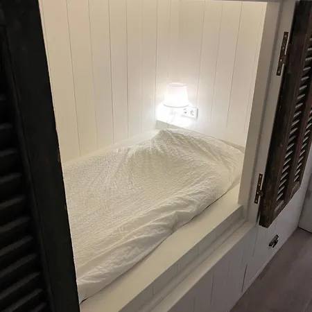 아파트 Close To The Modern Oranje Boven 잔드보르트