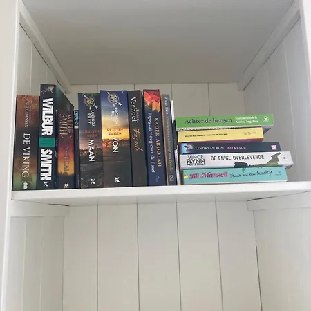 아파트 Close To The Modern Oranje Boven