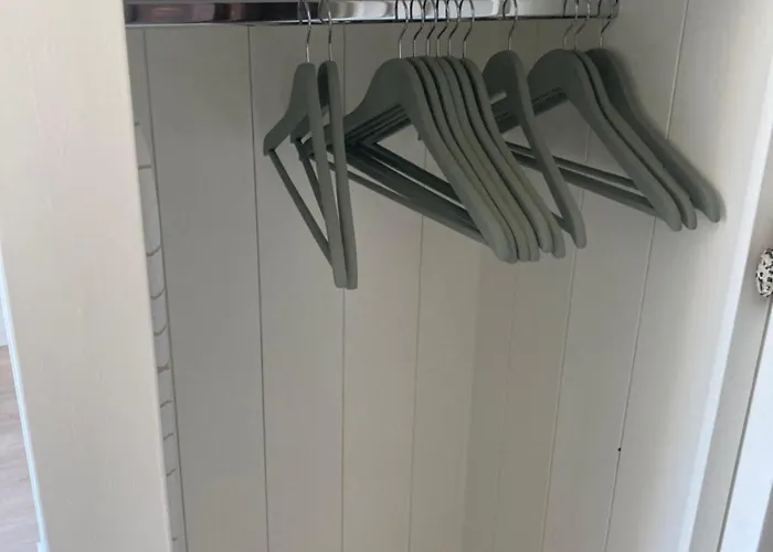 Close To The Modern Oranje Boven