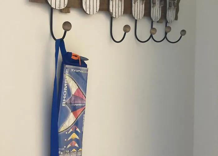 Close To The Modern Oranje Boven