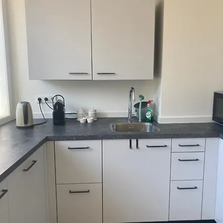 Apartamento Close To The Modern Oranje Boven *