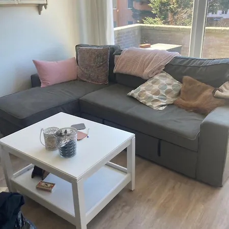 Close To The Modern Oranje Boven Apartamento *