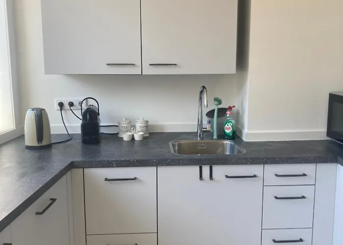 Apartamento Close To The Modern Oranje Boven *